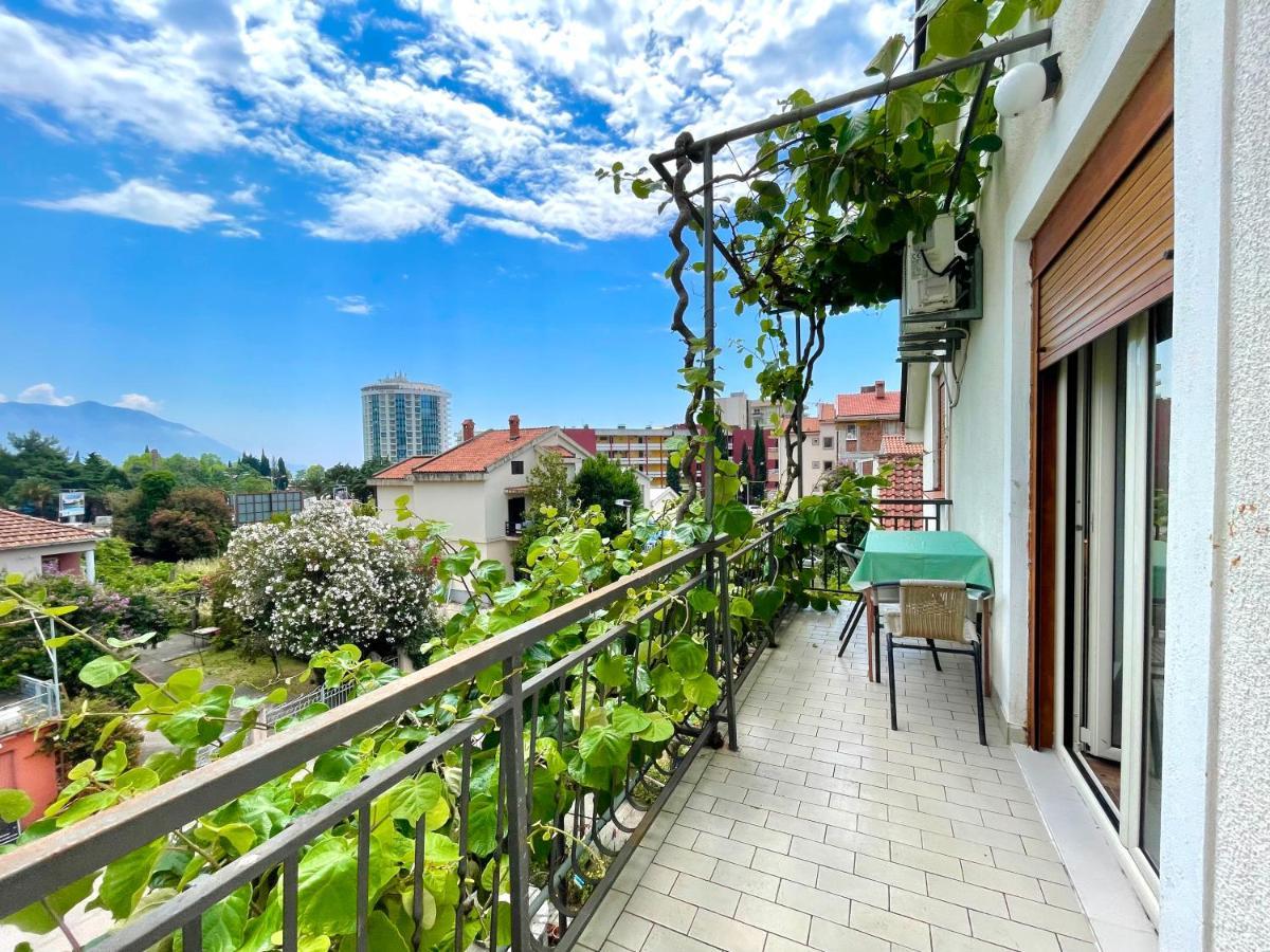 Garden House Budva Exteriör bild